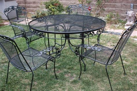 Vintage Wrought Iron Patio Set Table And 4 Armchairs By Lianasteak