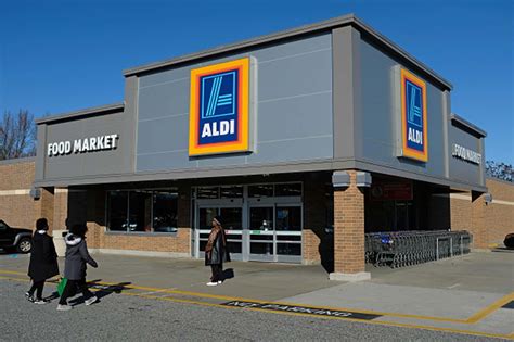Aldi To Open More Than 70 New Grocery Stores By End Of This Year