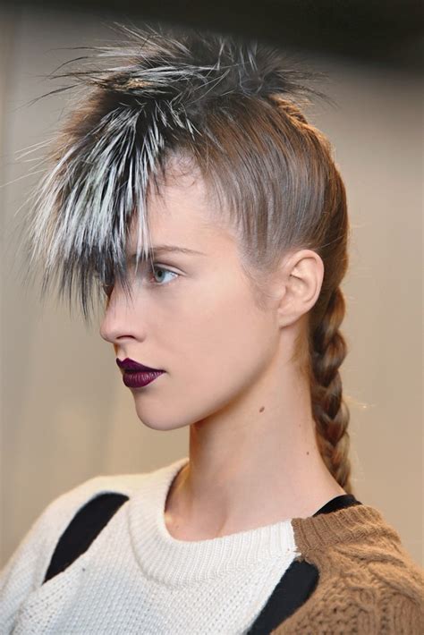 Pin By Mary Lai On B E A U T Y Catwalk Hair Runway Hairstyles