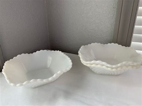 Set Of Vintage S Hazel Atlas Milk Glass Bowls Diamond Etsy