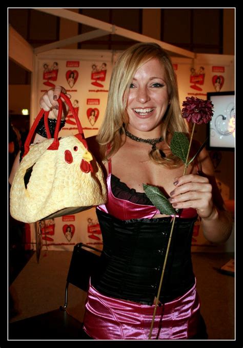 Dia Zerva Und Chickenpurse Foto And Bild Erwachsene Venus Conventions Venus Berlin Bilder