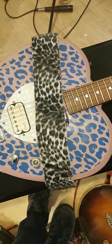 Daisy Rock Heartbreaker Guitar Mid 2000s Pink Blue Reverb Uk