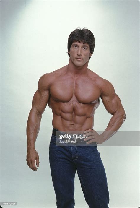Professional Bodybuilder Frank Zane Photographed In 1979 News Photo