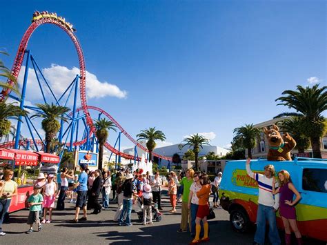 Us locals might forget about them from time to time, but the plethora of theme parks we have here on the gold coast make it home to the biggest collection of thrill rides and slides in the southern hemisphere and we reckon that's pretty damn cool. Gold Coast Theme Parks | Travel Insider