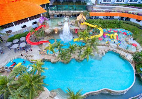 Swimming pool @ swiss garden hotel & residence. Hotel Photo Gallery | Swiss-Garden Beach Resort Damai Laut ...