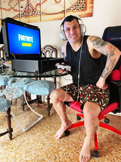 La Pasión De Medel Por Fortnite Me Conecta Con Mis Hijos A La