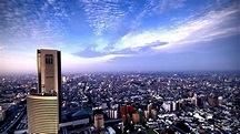 Tokio, la ciudad más poblada del mundo. Caminan rápido...