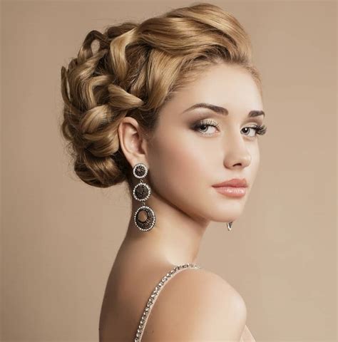 25 Fancy Hairstyles Thatll Grab Instant Attention Hairstyle Camp
