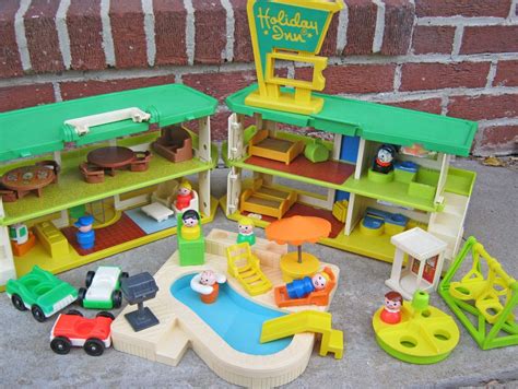 Wifi and parking are free, and this hotel also features 2 restaurants. Holiday Inn | Fisher Price 1960's 1970's 1980's Toys ...