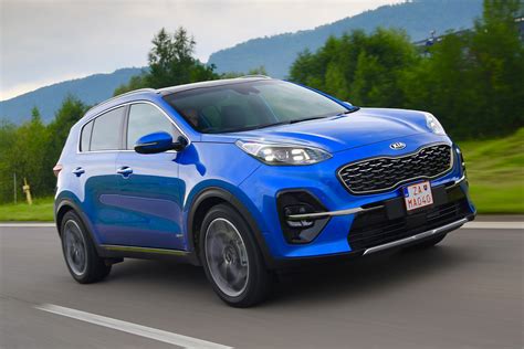 Kia motors reserves the right to make changes at any time as to vehicle availability, destination, and handling fees, colors, materials. New Kia Sportage 2018 facelift review | Auto Express