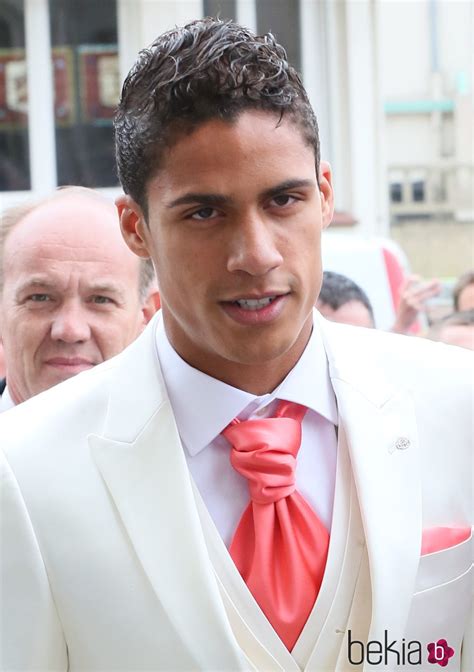 Raphaël varane ретвитнул(а) fondation de lille. Rapahel Varane se casa con Camille Tytgat en Francia ...