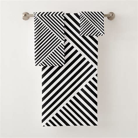 Black And White Striped Geometric Pattern Bath Towel Set Black White
