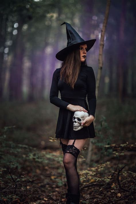 Philadelphia Photographer Katiemayclicks United States In 2023 Beautiful Witch Dark