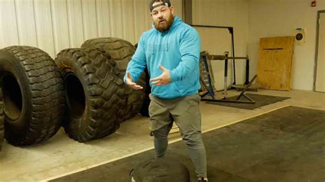 Strongman Rob Kearney Provides Tips On How To Perform The Sandbag To