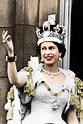 Regina Elisabetta II, la storia dell'abito dell'incoronazione | Vogue ...