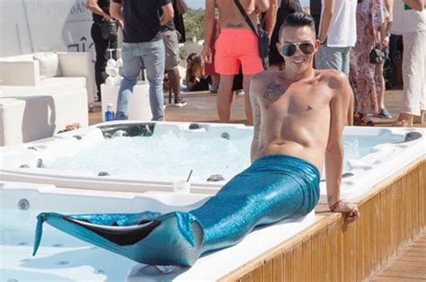 Bobby Cole Norris Shuns Bobby Ball Bag To Become Mermaid On Towie Marbs