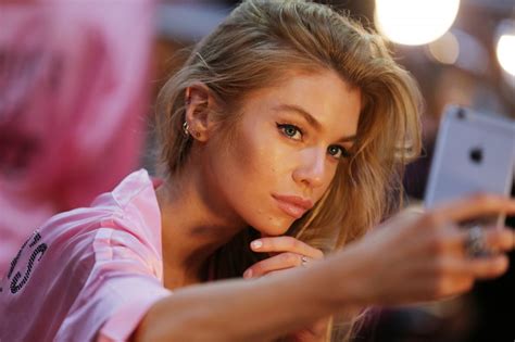 Stella Maxwell Victorias Secret Fashion Show 2016 Backstage