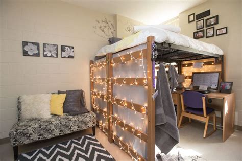 Coolest Dorm Room Contest At Western Illinois University Wiu Uhds