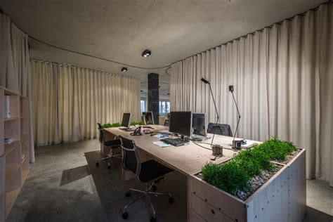 Let the light in (or not) with modern curtains. Dazzling (un)curtain Office Project by Dekleva Gregoric ...