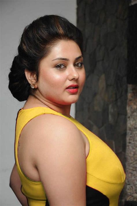 Namitha Facts Age Wiki Biography Height Weight Affairs Net Worth And More Bollywooddadi