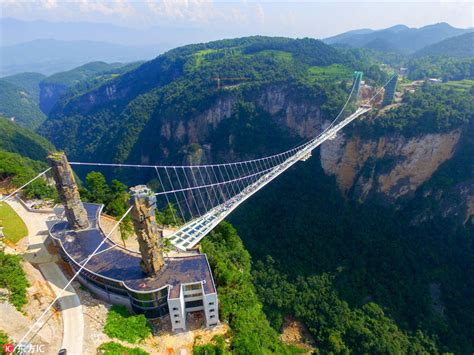 Worlds Longest Highest Glass Bridge Opens In Hunan 10 Cn