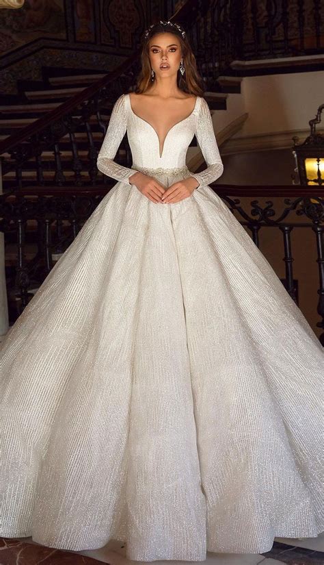 Pin By Galina Vlashenko On Dresses Long Sleeve Ball Gown Wedding