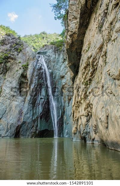 Beautiful Waterfalls Salto De Jimenoa Jarabacoa Stock Photo 1542891101