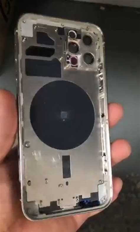 Iphone 12 Pro Chassis Leak Shows Flat Sides Lidar Camera Placement