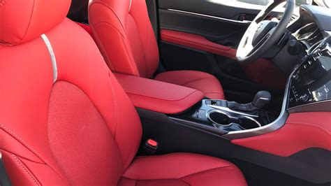 Red Toyota Camry 2018 Xse V6 Interior