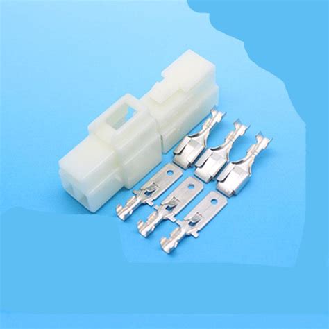 2018 Plastic Automotive Electrical Connector 3 Pin Connector
