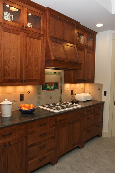 See more ideas about oak cabinets, kitchen remodel, home kitchens. red-oak-kitchen - Brothers Custom Cabinets and Furniture