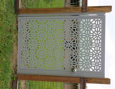 One of the most common ways criminals intrudes into your privacy is by knocking on your door or ringing the doorbell. Decorative Security Screen Doors - Decorative Screens Direct