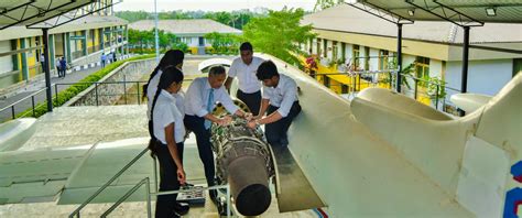 Aviation and aeroskills courses at tafe nsw offer students the chance to expand on their aviation skills and learn how to apply their expertise in the an aviation and aeroskills course can lead to a number of job opportunities; Aviation Courses Sri Lanka | Department of Aviation | CINEC