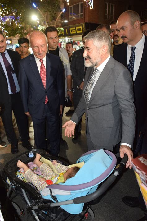 Hazine ve Maliye Bakanı Nureddin Nebati Batman da ziyaretlerde bulundu
