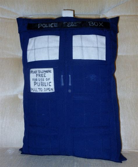 Doctor Who Tardis Pillow Pic Global Geek News