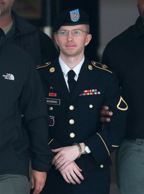 A federal judge on thursday ordered the immediate release of chelsea manning, the former us army soldier who went to prison for passing classified materials to wikileaks. Bradley Edward Manning News: US Army Approves Hormone ...