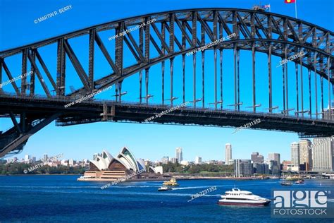 Sydney Harbour Bridge At Milsons Point Sydney Australia Stock Photo