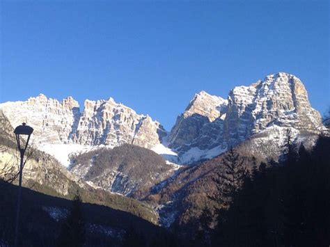 photo0.jpg - Picture of L'Insonnia, Forno di Zoldo ...