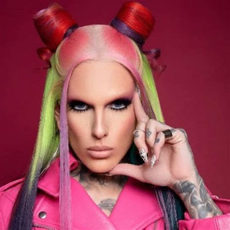 Youtuber Jeffree Star Dating A Police Officer Denies Dating With Kanye