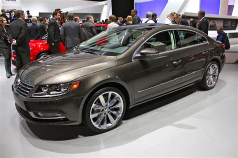 2013 Volkswagen Cc Mid Size Luxury Sedan Debuts At 2011 Los Angeles