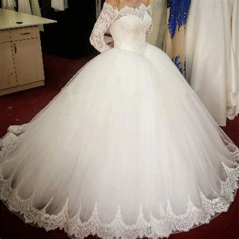 Modest Long Sleeve Wedding Dresses Turkey Boat Neck Ball Gown Lace