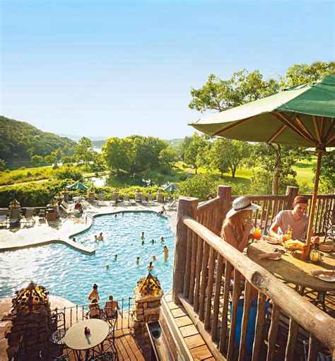 50 Midwest Resorts We Love Midwest Vacation Spots Midwest Vacations