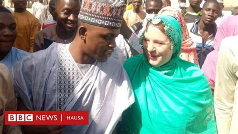 Tarin labarun soyayya na gani tare da kyawawan hotuna, tsarin zaba, kazalika da nau'ikan nau'ikan nau'ikan labarai wanda ya faru. Sulaiman Panshekara: An ɗaura auren matashi ɗan Kano da Ba ...