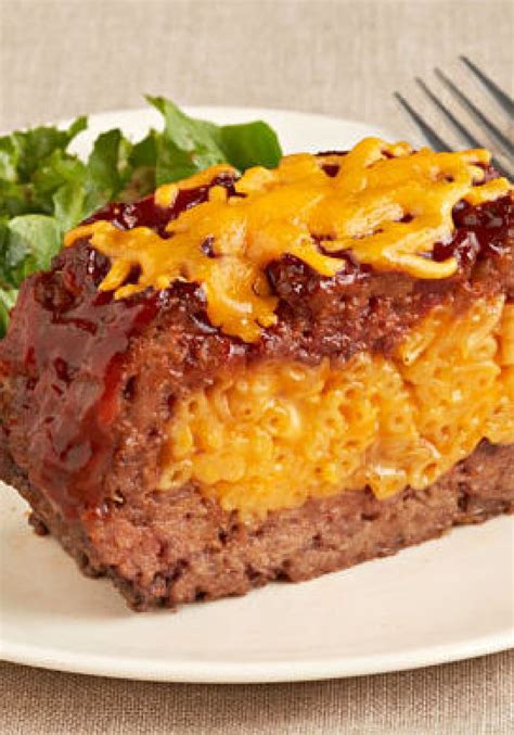 Just 20 minutes to prep and 30 to bake. Macaroni and Cheese Stuffed Meatloaf - Tender, juicy ...