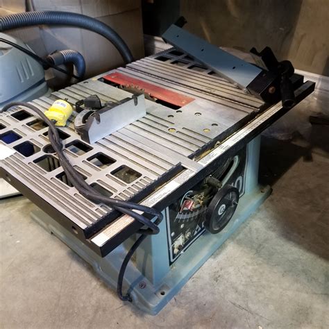 10 Delta Table Saw Big Valley Auction