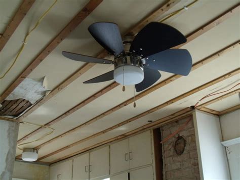This stylish and inexpensive fan has. 80+ Ideas for Unusual Ceiling Fans - TheyDesign.net - TheyDesign.net