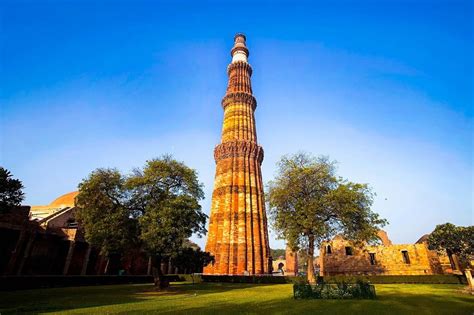 Top 10 Most Famous Historical Monuments Of India Loudfact