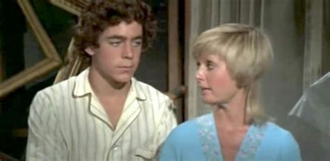 Greg Brady Admits He Once Kissed On Screen Mom Florence Henderson On A Date Iheart
