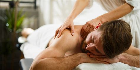 Giving A Massage To A Gay Man Sdlgbtn