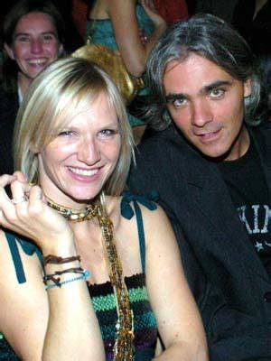 Bbc presenter jo whiley has slammed a drunk businessman for using slurs against people with learning difficulties during a foul tirade on a train. Jo Whiley expecting 4th child - CelebsNow